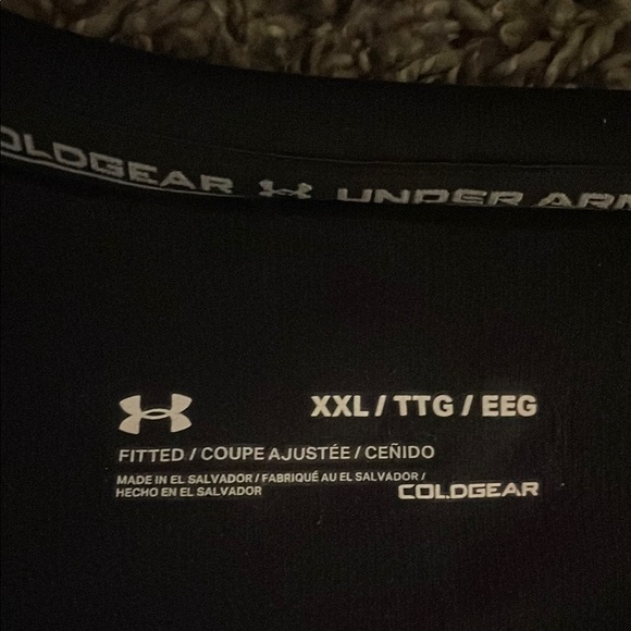 Under Armour Black Fitted Stretchy Long Sleeve Tee - Picture 5 of 5